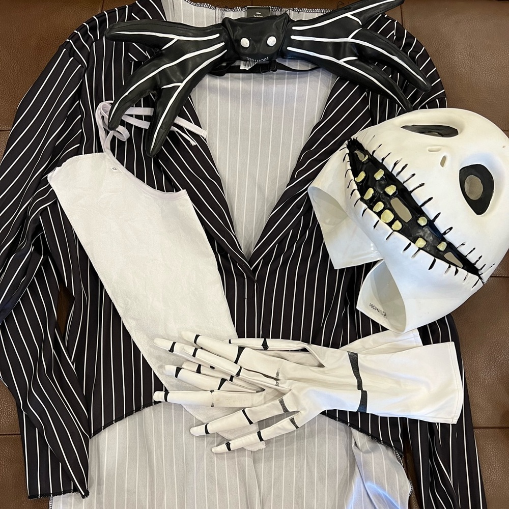 Jack skellington costume